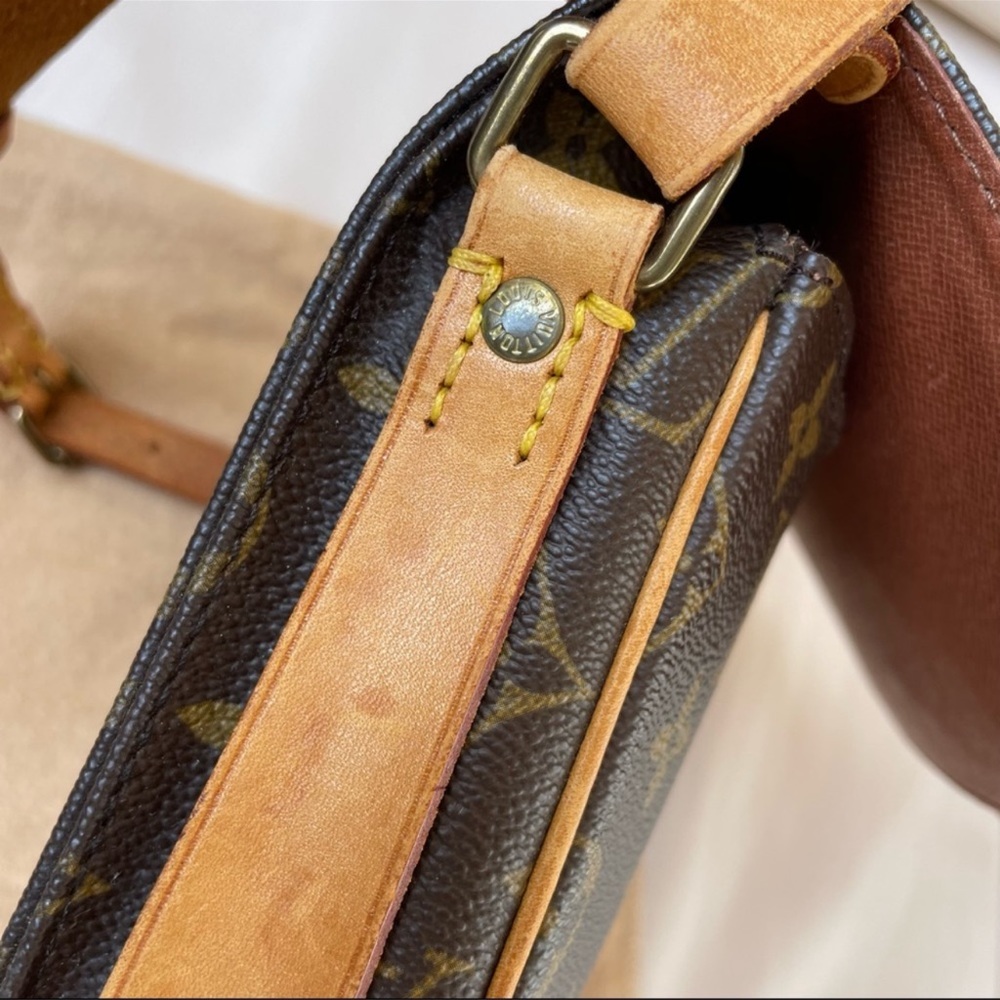 SALE 🌹 Louis Vuitton 1988 Cartouchiere GM Monogram Shoulder Handbag - Picture 9 of 16